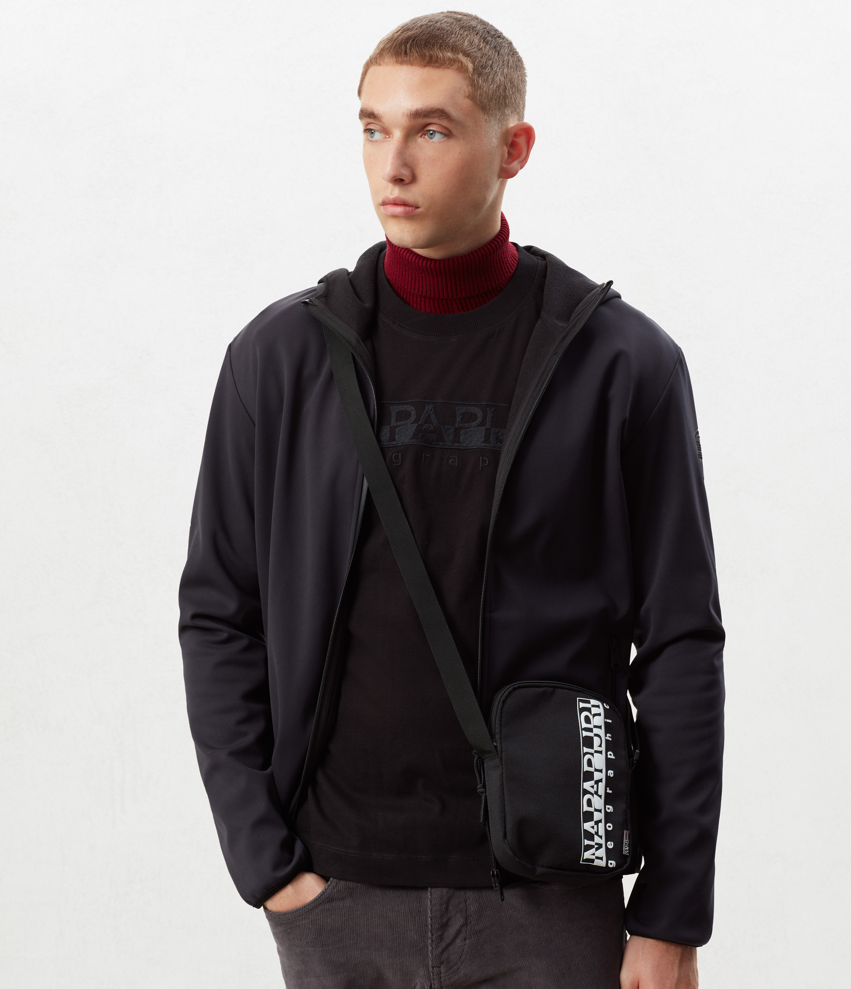 HAPPY CROSS SMALL 1 BLACK 041