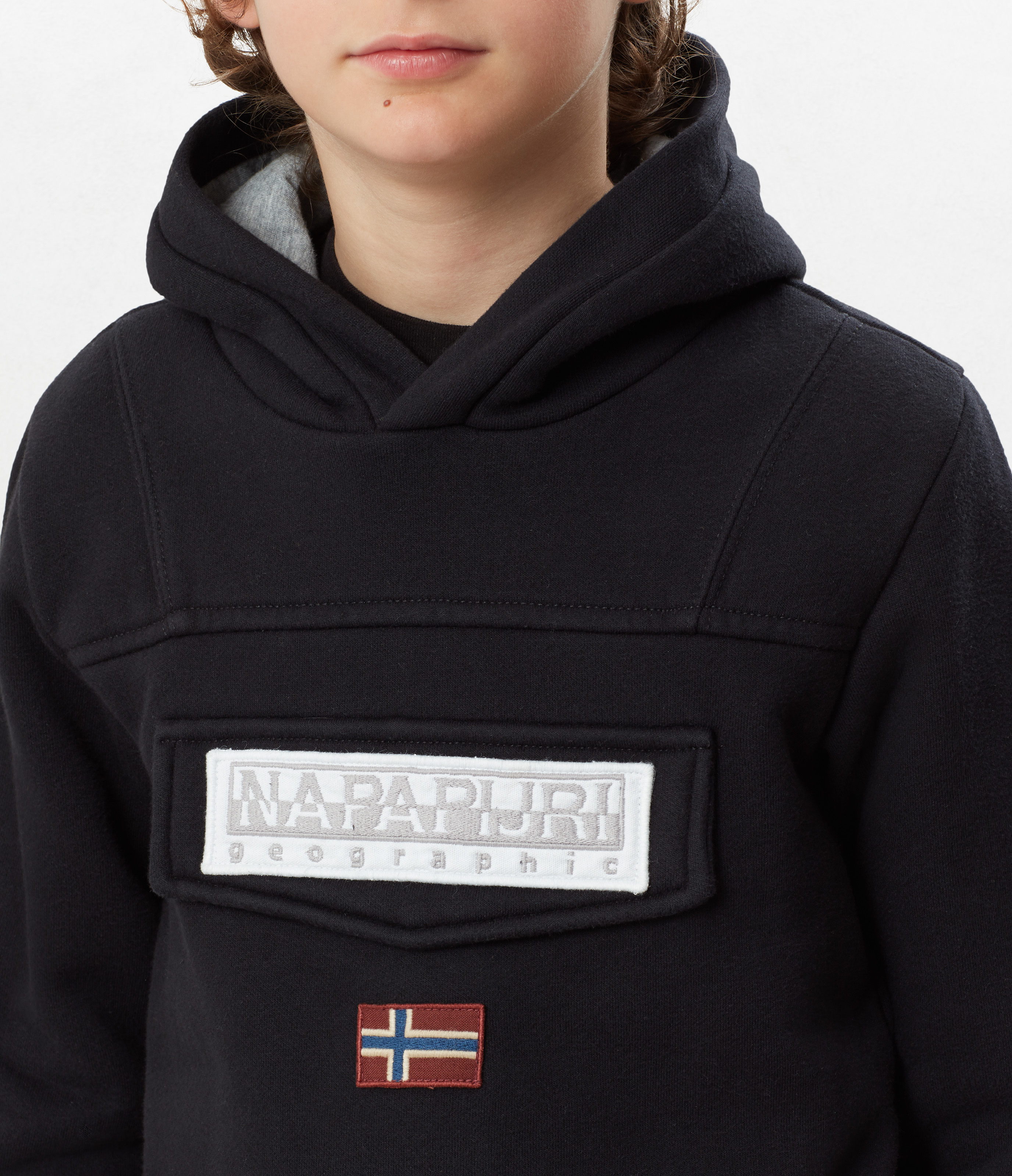 K BURGEE 2 BLACK 041