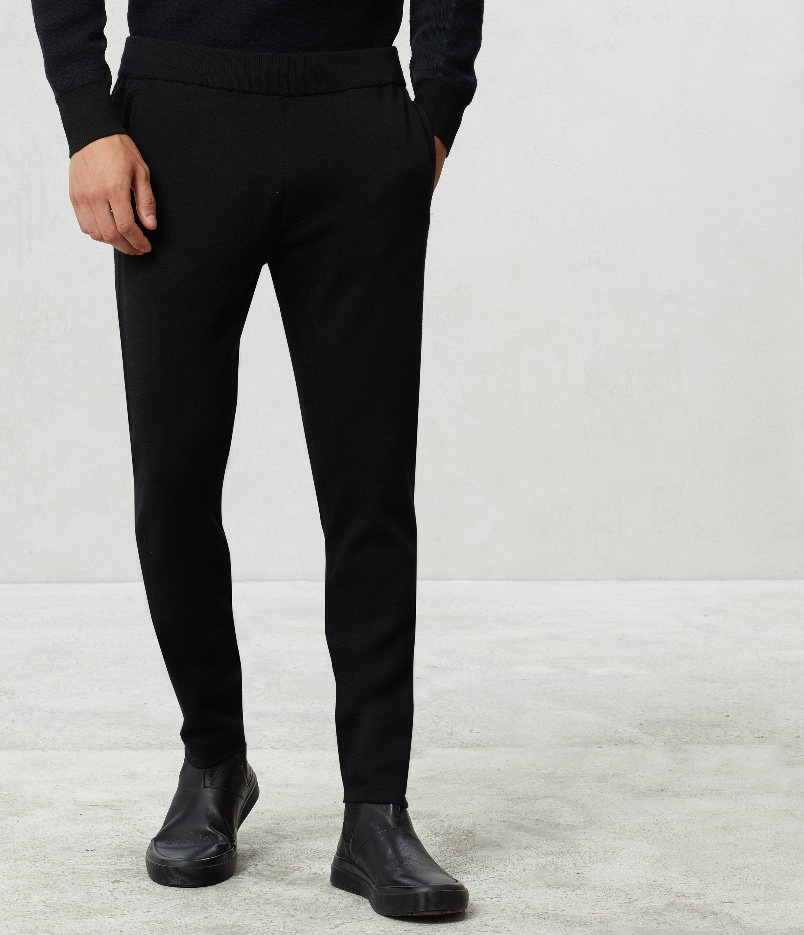 ZE-K239 BLACK 041