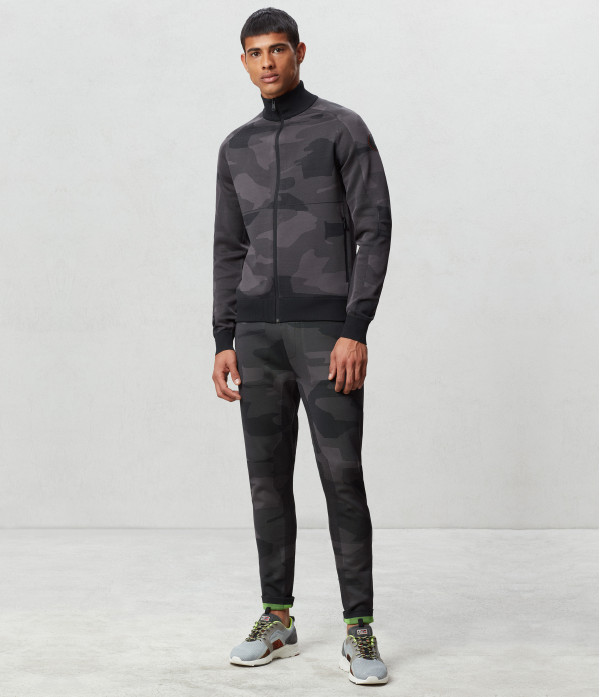 ZE-K126 MULTICOLOUR M01, Medium