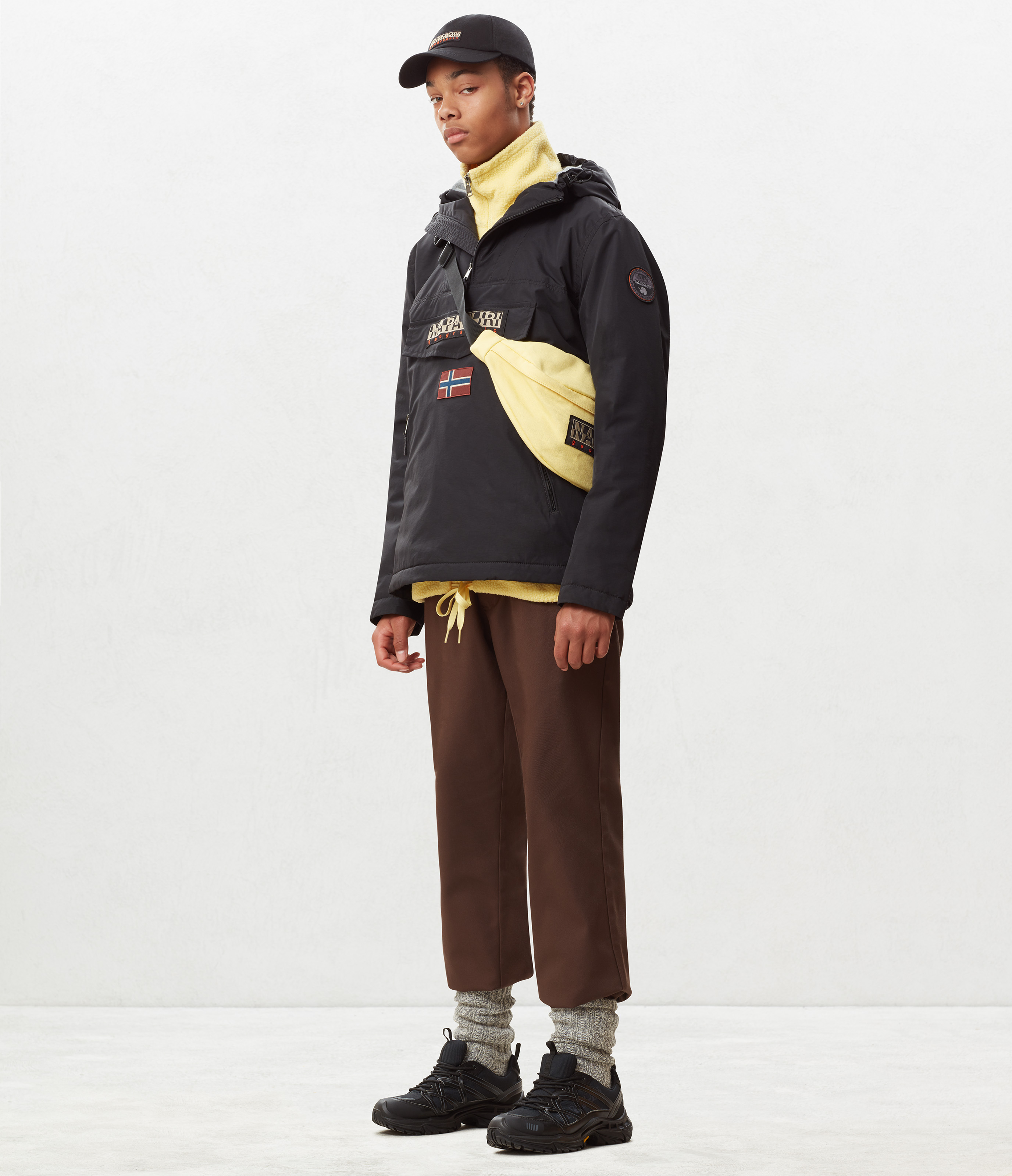 RAINFOREST POCKET BLACK 041