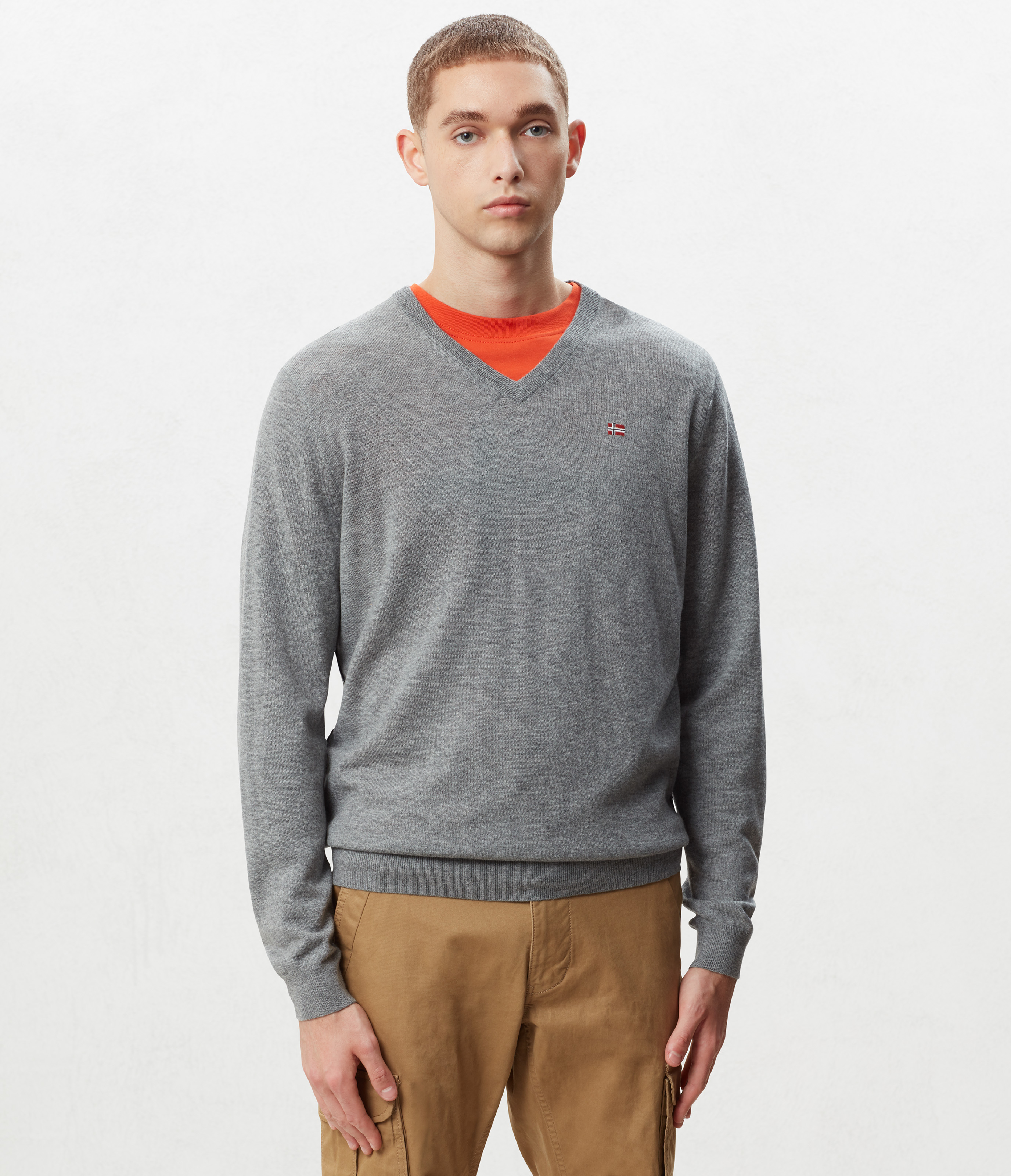 DAMAVAND V MED GREY MEL