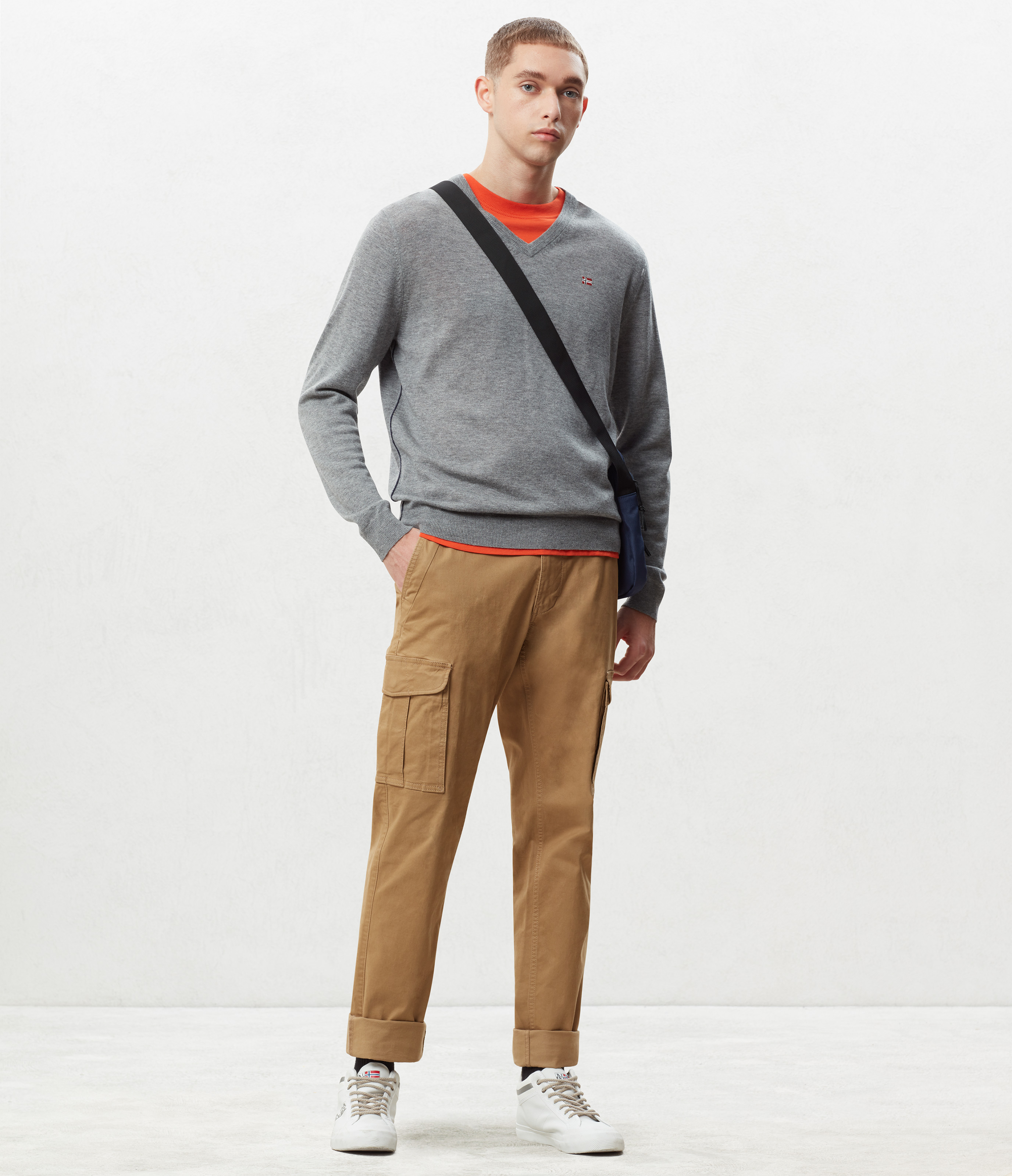 DAMAVAND V MED GREY MEL