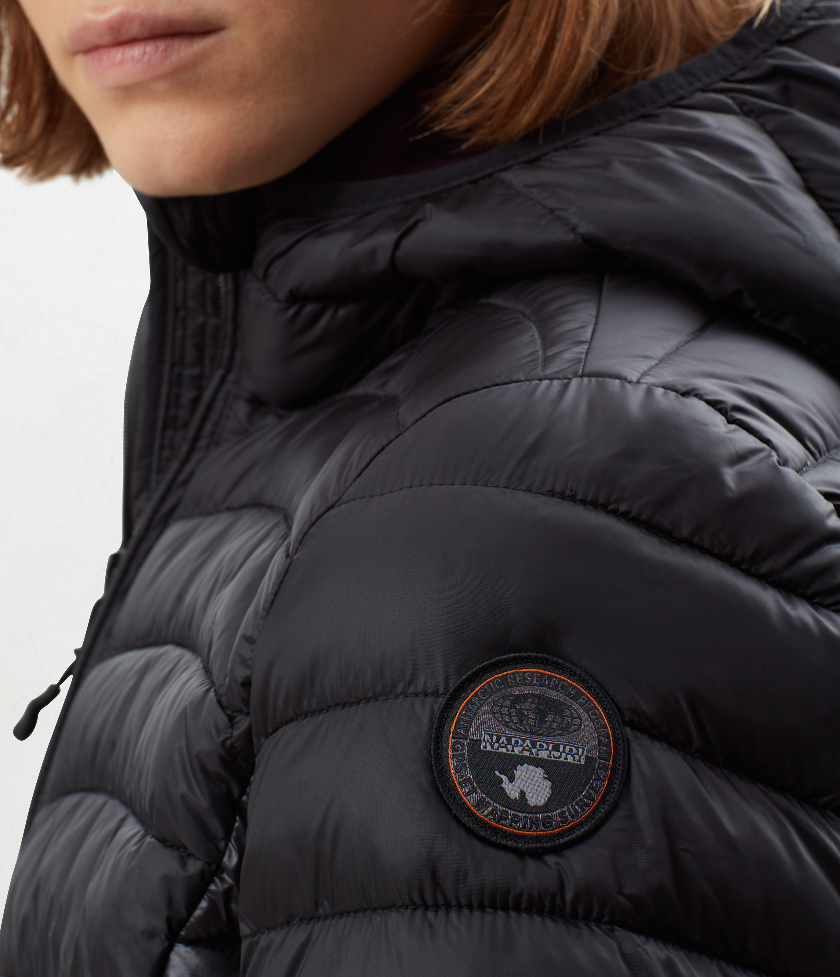 AERONS WOM HOOD 1 BLACK 041