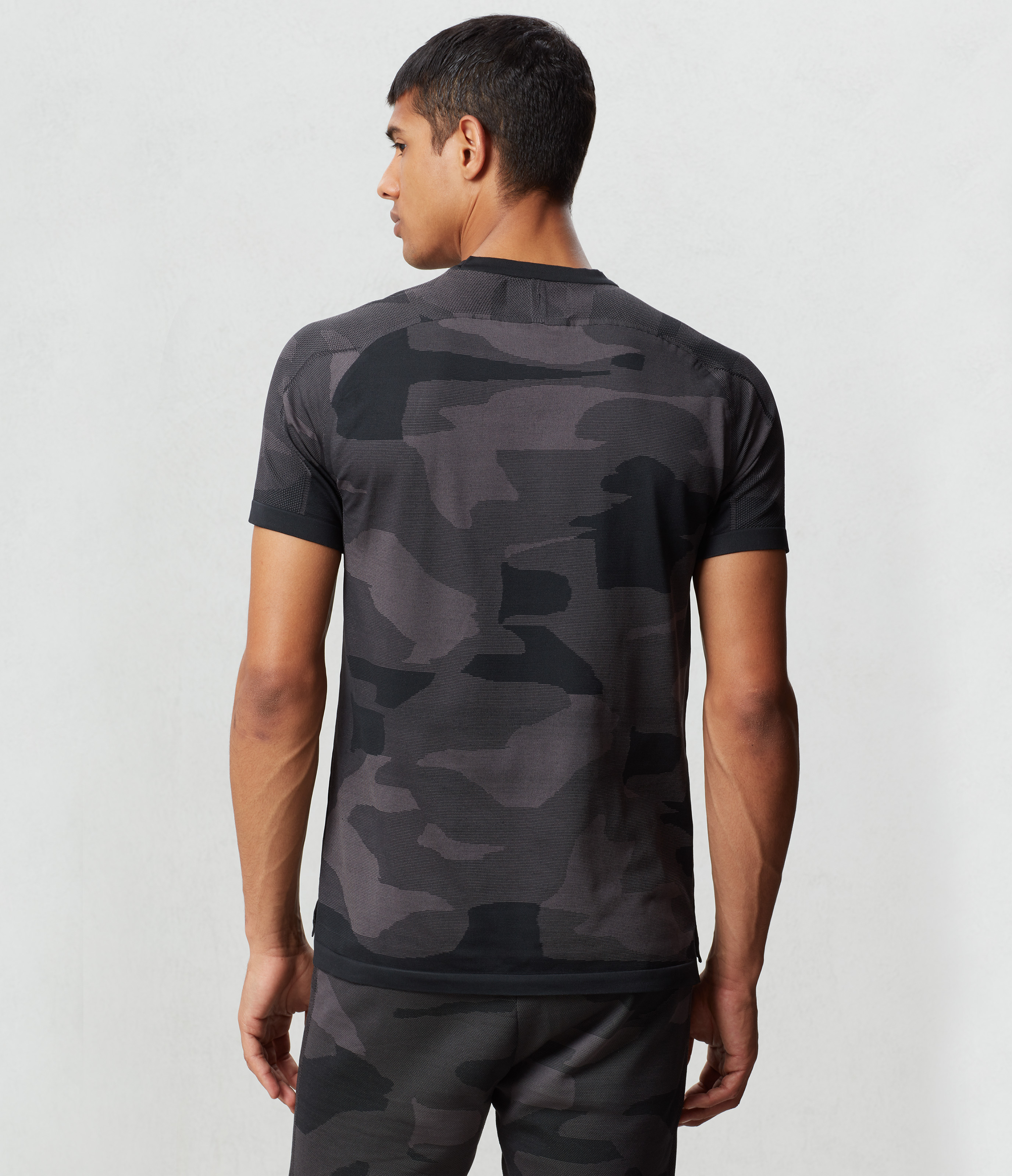 ZE-K124 MULTICOLOUR M07, X Large