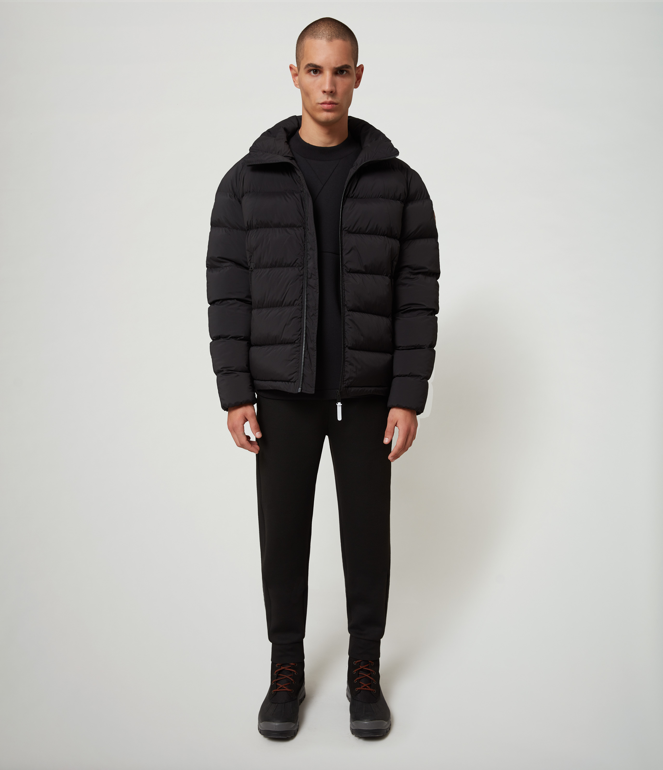 ART SL 1 BLACK 041