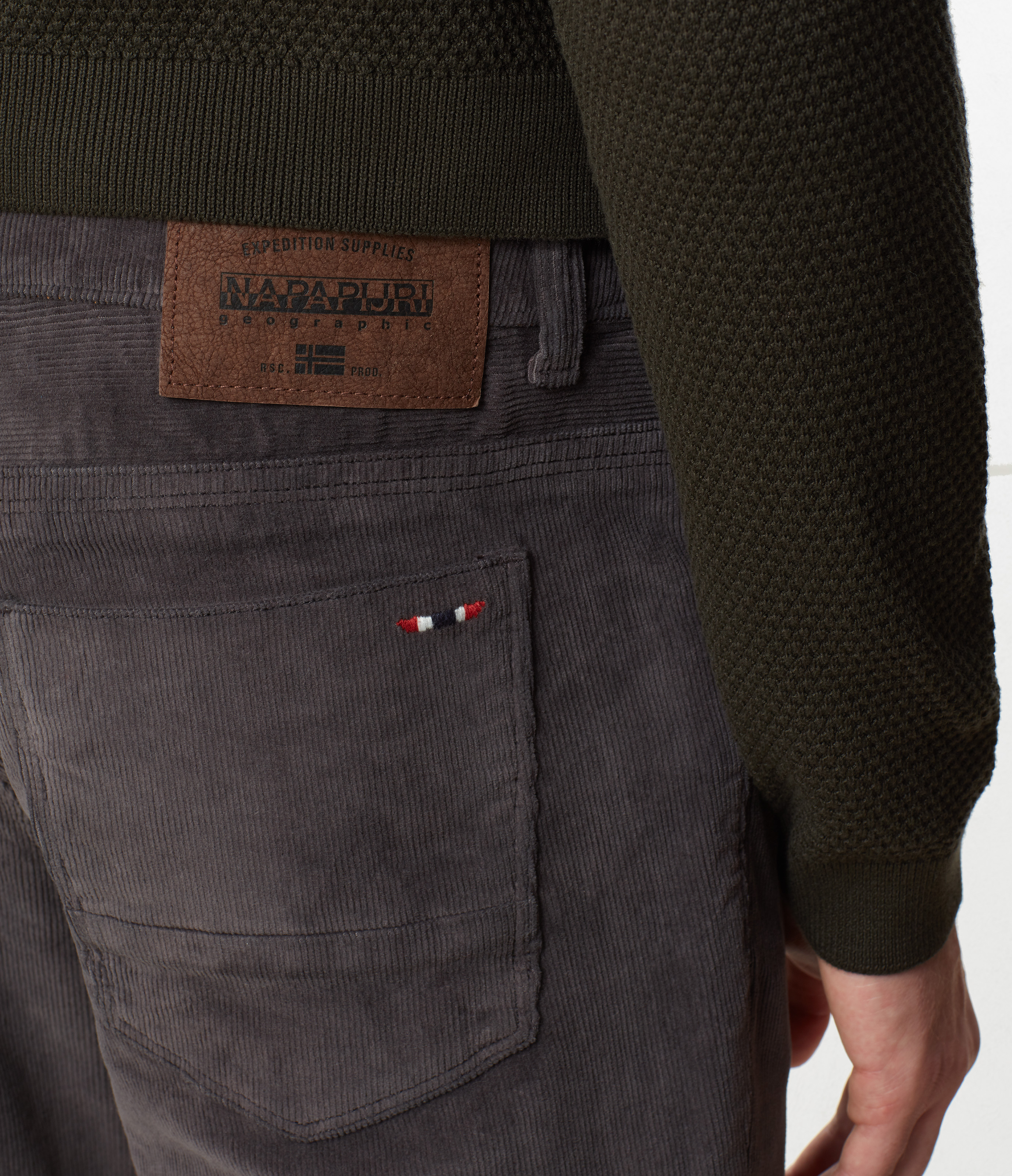 MEDFORD DARK GREY SOLID