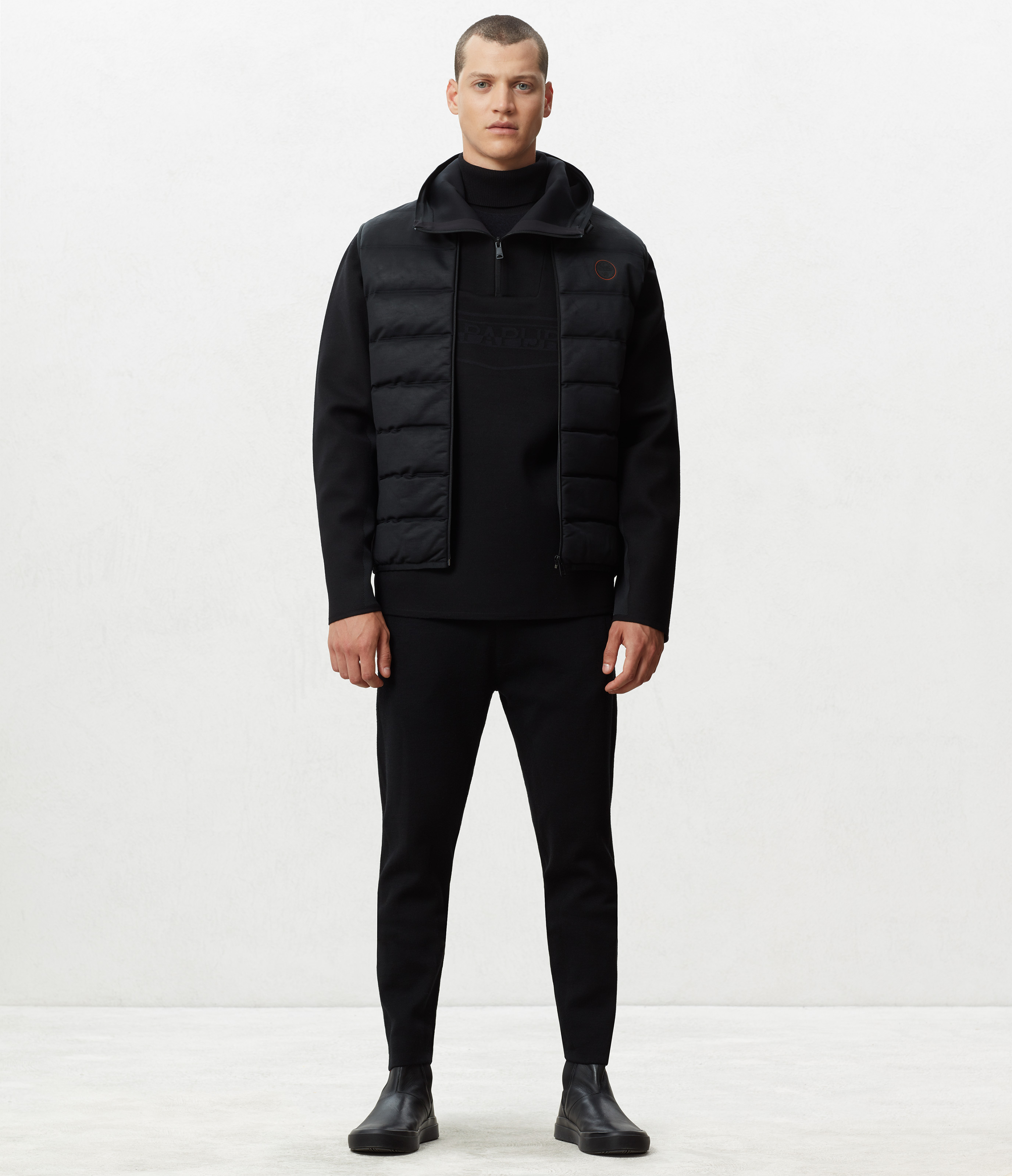 ZE-K232 BLACK 041