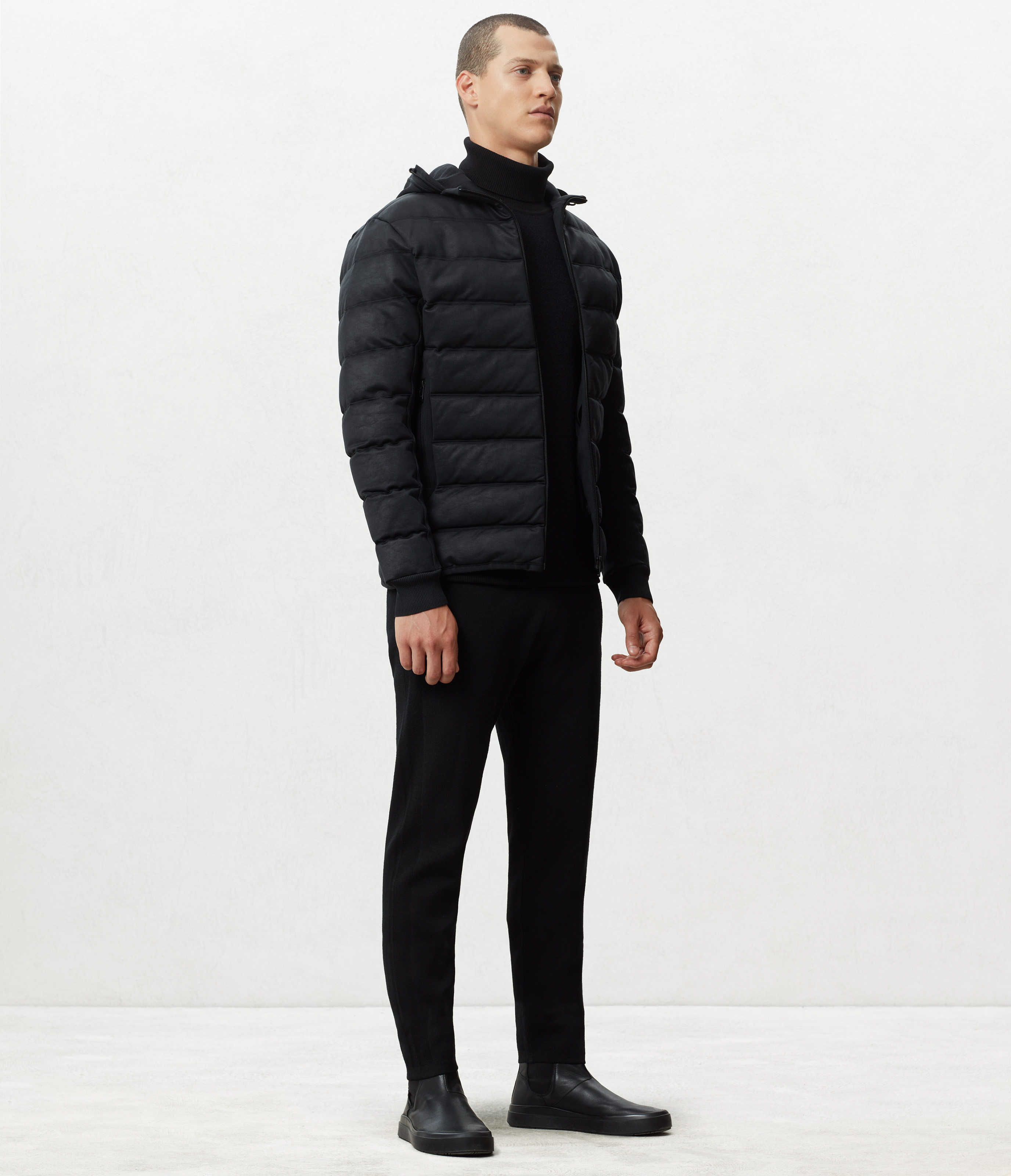 ZE-K230 BLACK 041