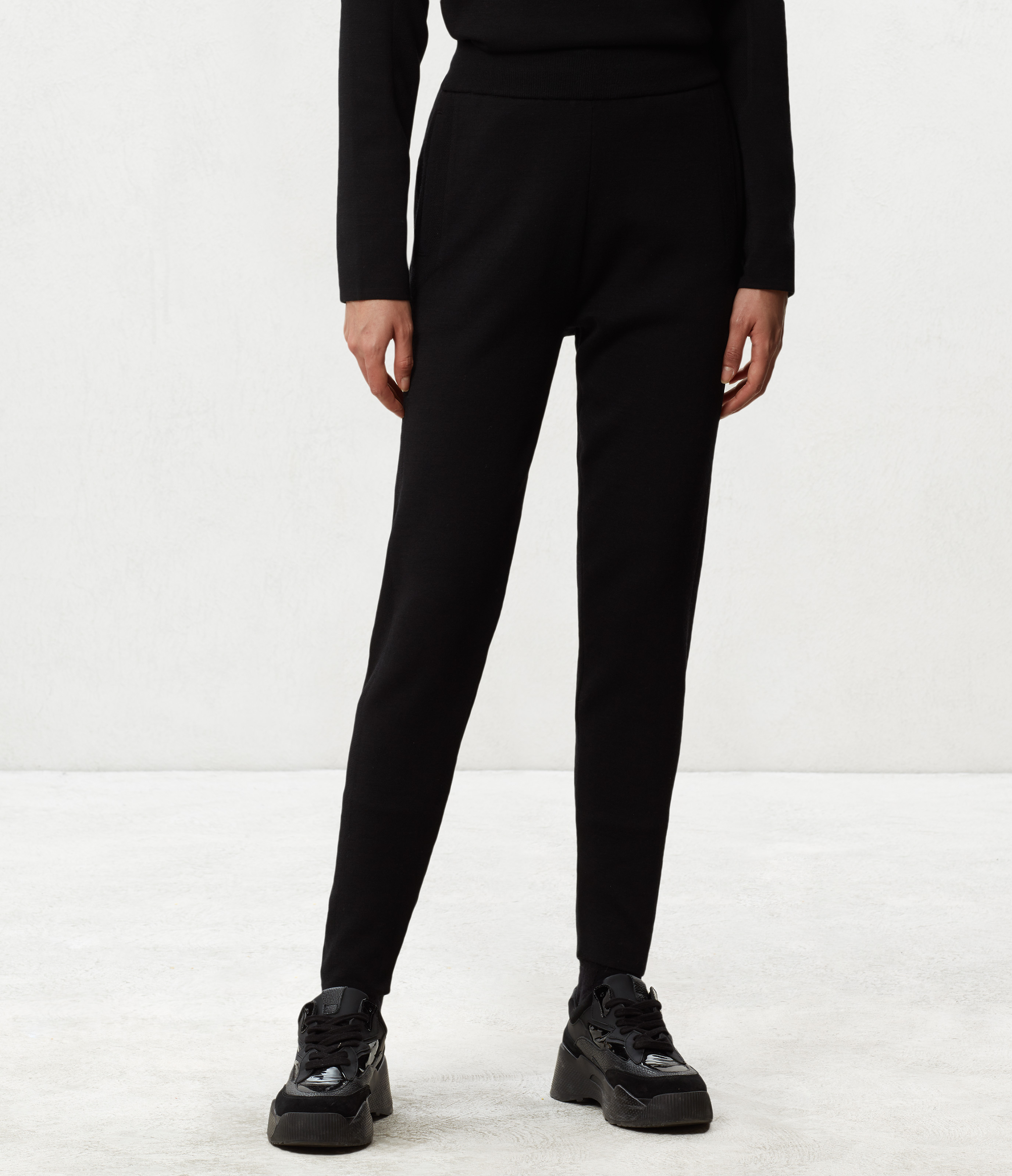 ZE-K247 BLACK 041