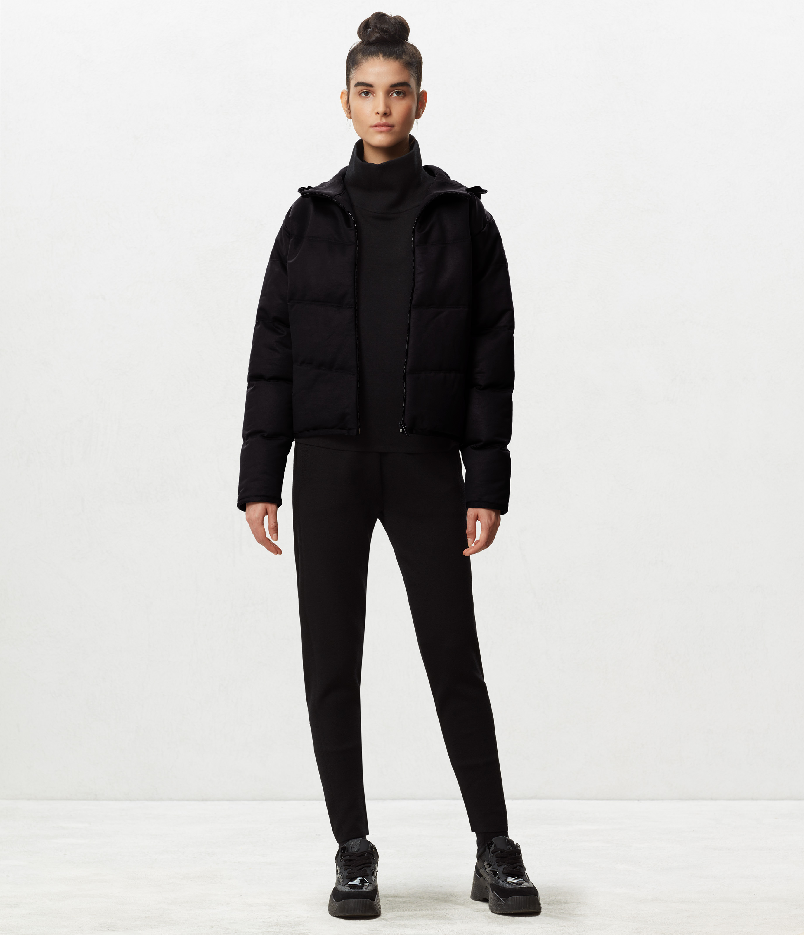 ZE-K247 BLACK 041