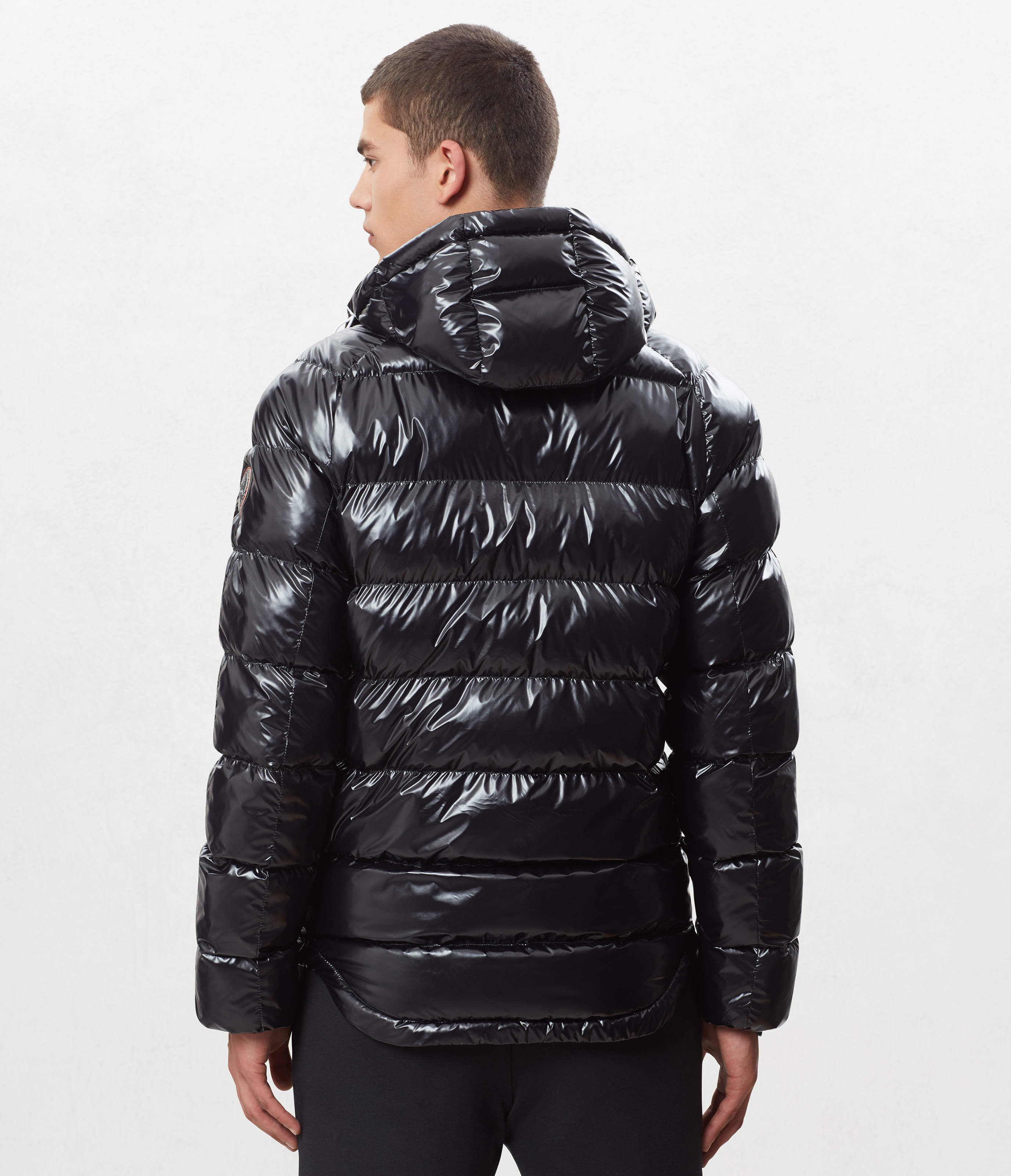 ART SL SHINY BLACK 041