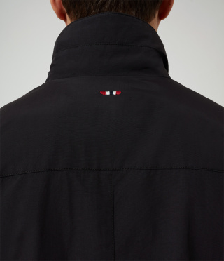 SHELTER 3 BLACK 041