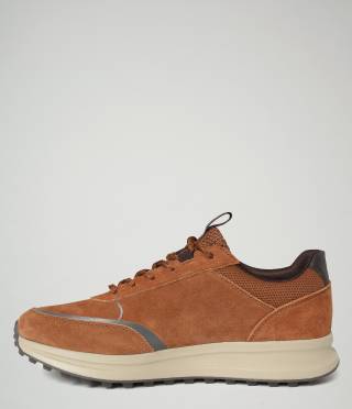 F0SLATE02/SUE RAINDRUM BROWN