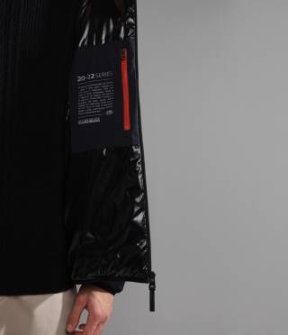 NEWTON BLACK 041