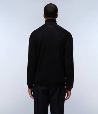 DERRI C BLACK 041