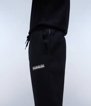 M-BOX LOGO BLACK 041