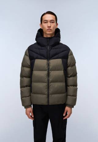 A-MOLVENO HOOD TEA LEAF G0A 