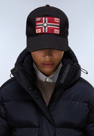 F-BERM CAP BLACK BEAUTY 