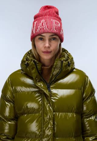 F-IWA BEANIE HAUTE RED R1F 
