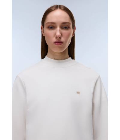 B-AURORA C W WHITE WHISPER 