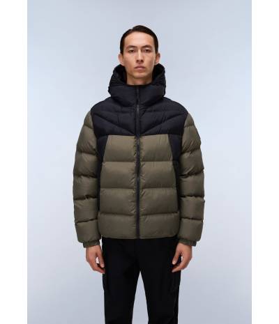 A-MOLVENO HOOD TEA LEAF G0A 