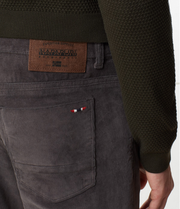 MEDFORD DARK GREY SOLID
