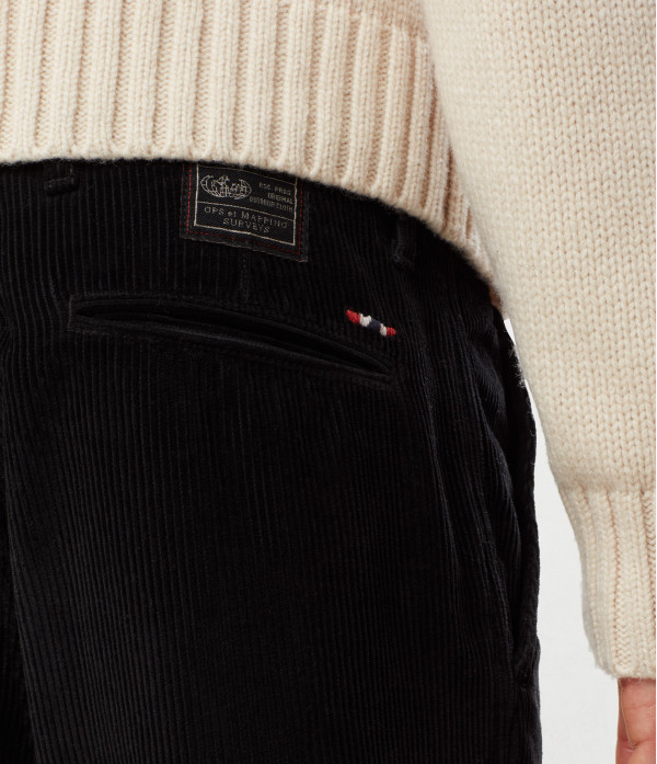 MORA BLACK 041