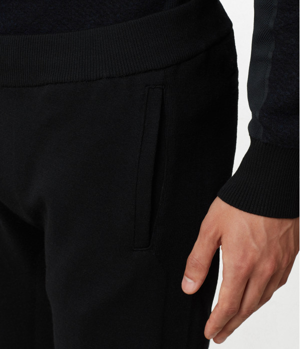 ZE-K239 BLACK 041