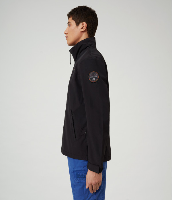 SHELTER 3 BLACK 041