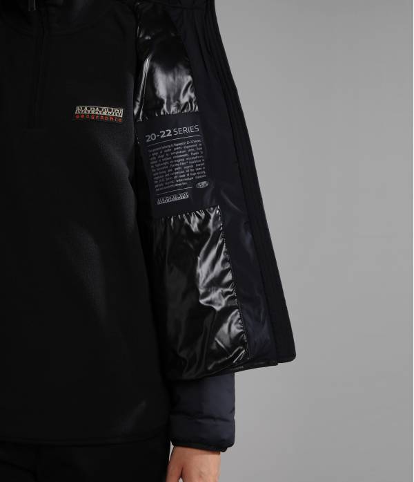 NEWTON W BLACK 041