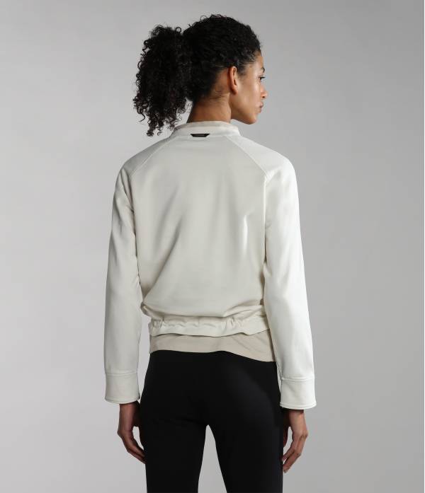 B-MORONA C W WHITE WHISPER