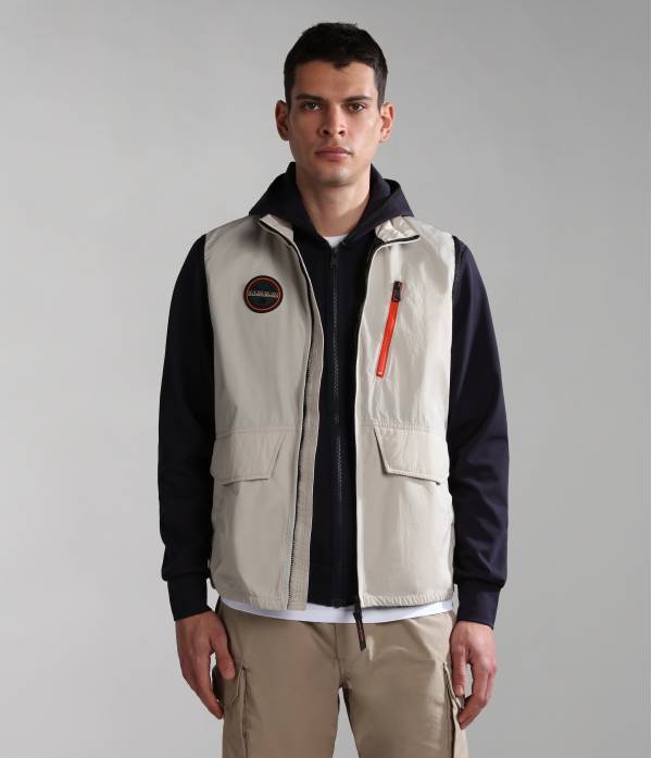 A-RIONAPO VEST BEIGE SILVR N90