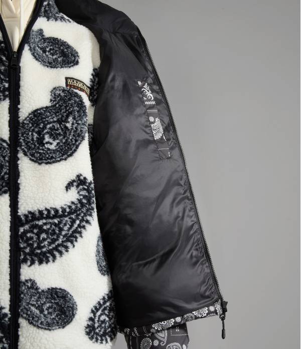 A-HOLIDAY FW23 BLACK AOP F5P