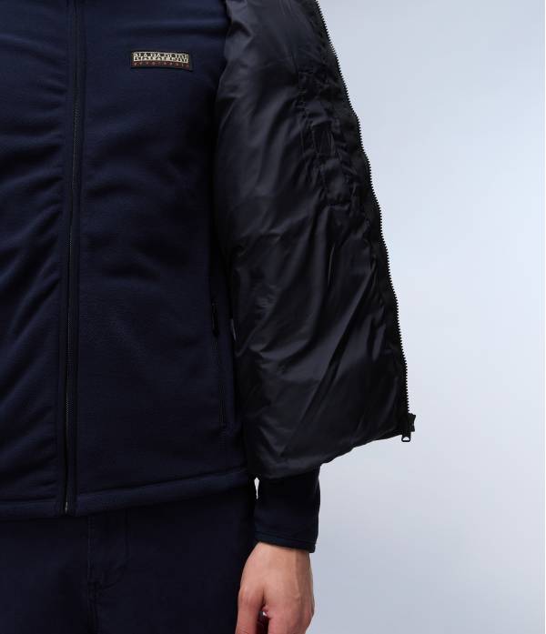 A-SUOMI V 1 BLACK 041