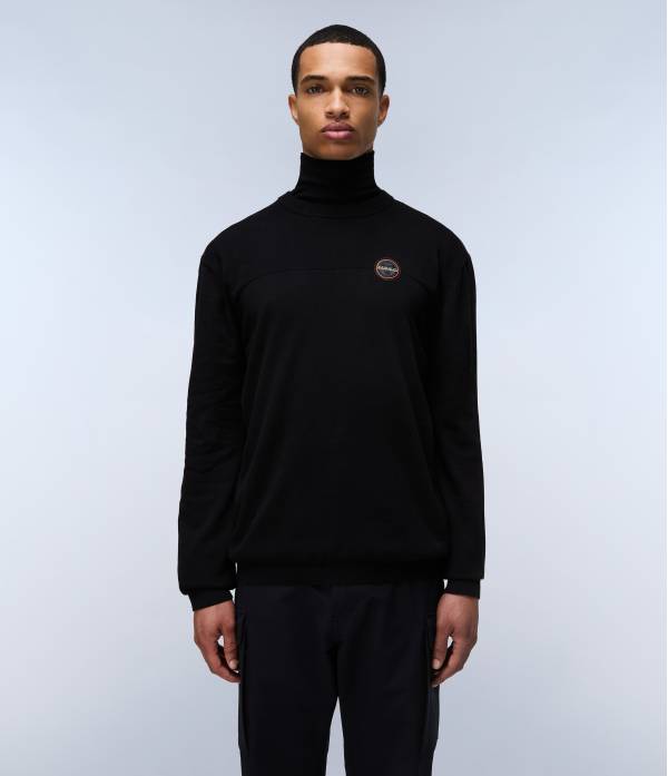 DERRI C BLACK 041
