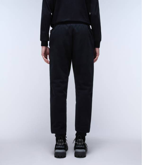M-BOX LOGO BLACK 041