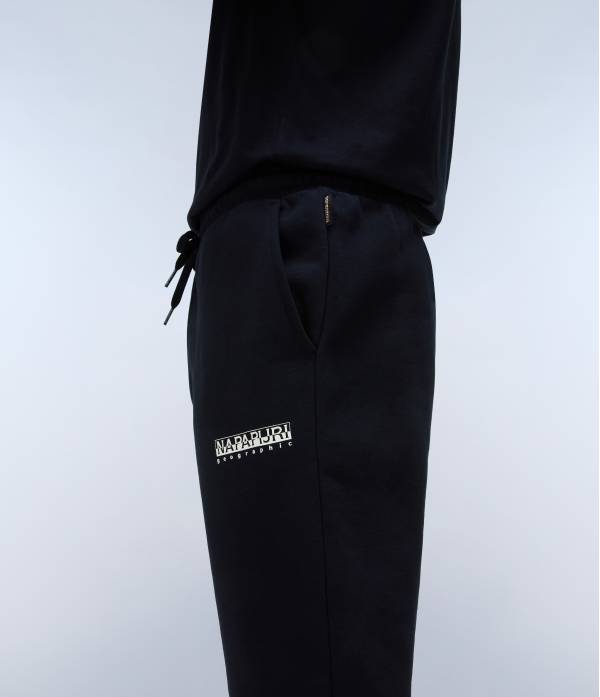 M-BOX LOGO BLACK 041