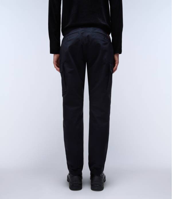 M-BROC CARGO BLACK 041