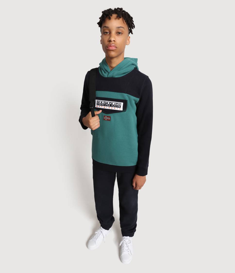 K BURGEE W 1 GREEN CB MAE