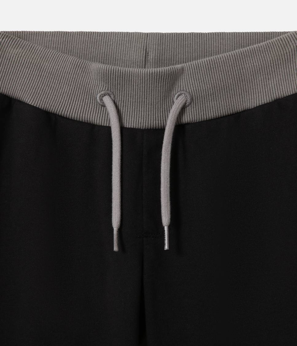 K M-ENTREMONT BLACK 041