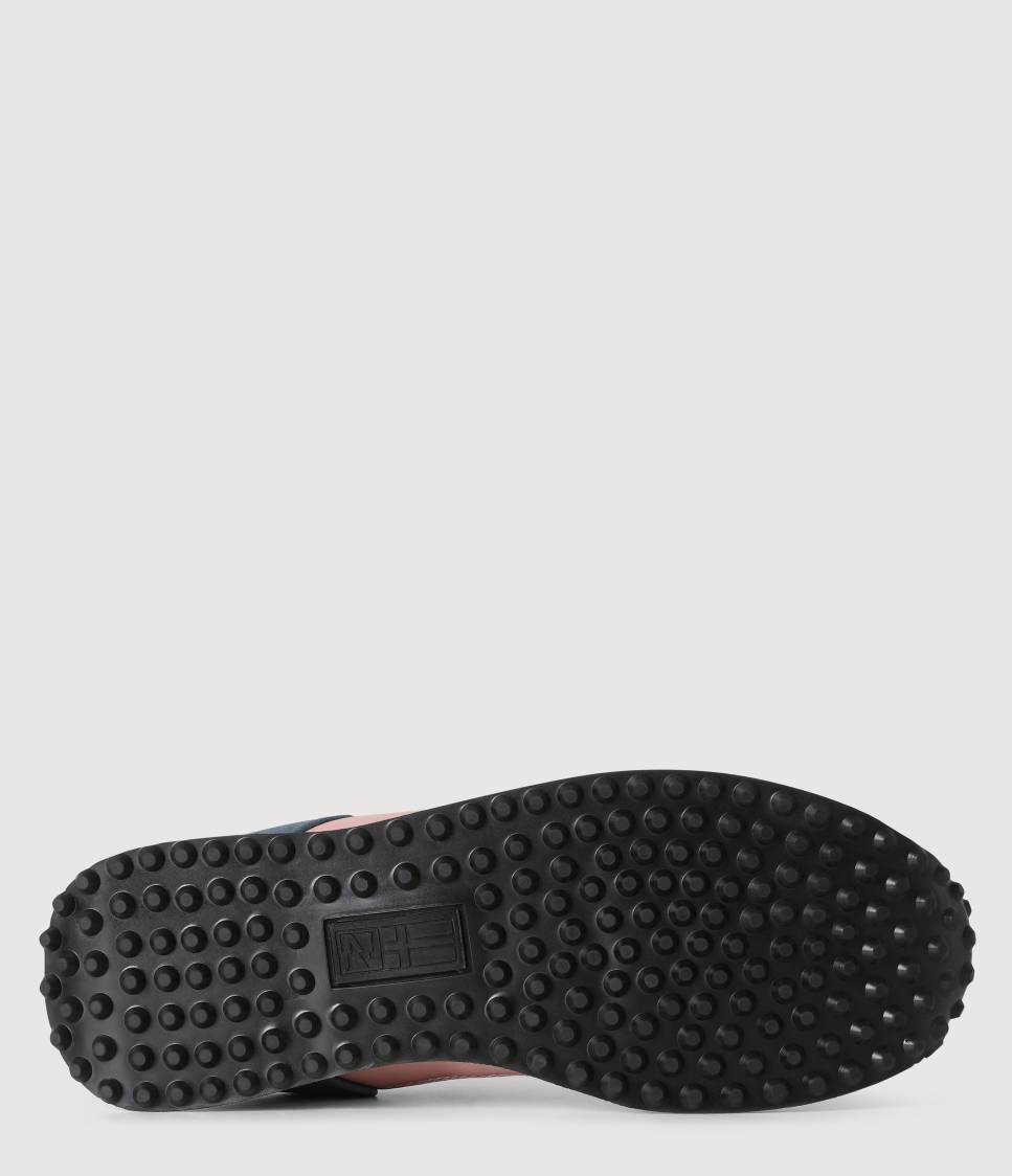 F1HAZEL01/COS GREY HARBOR