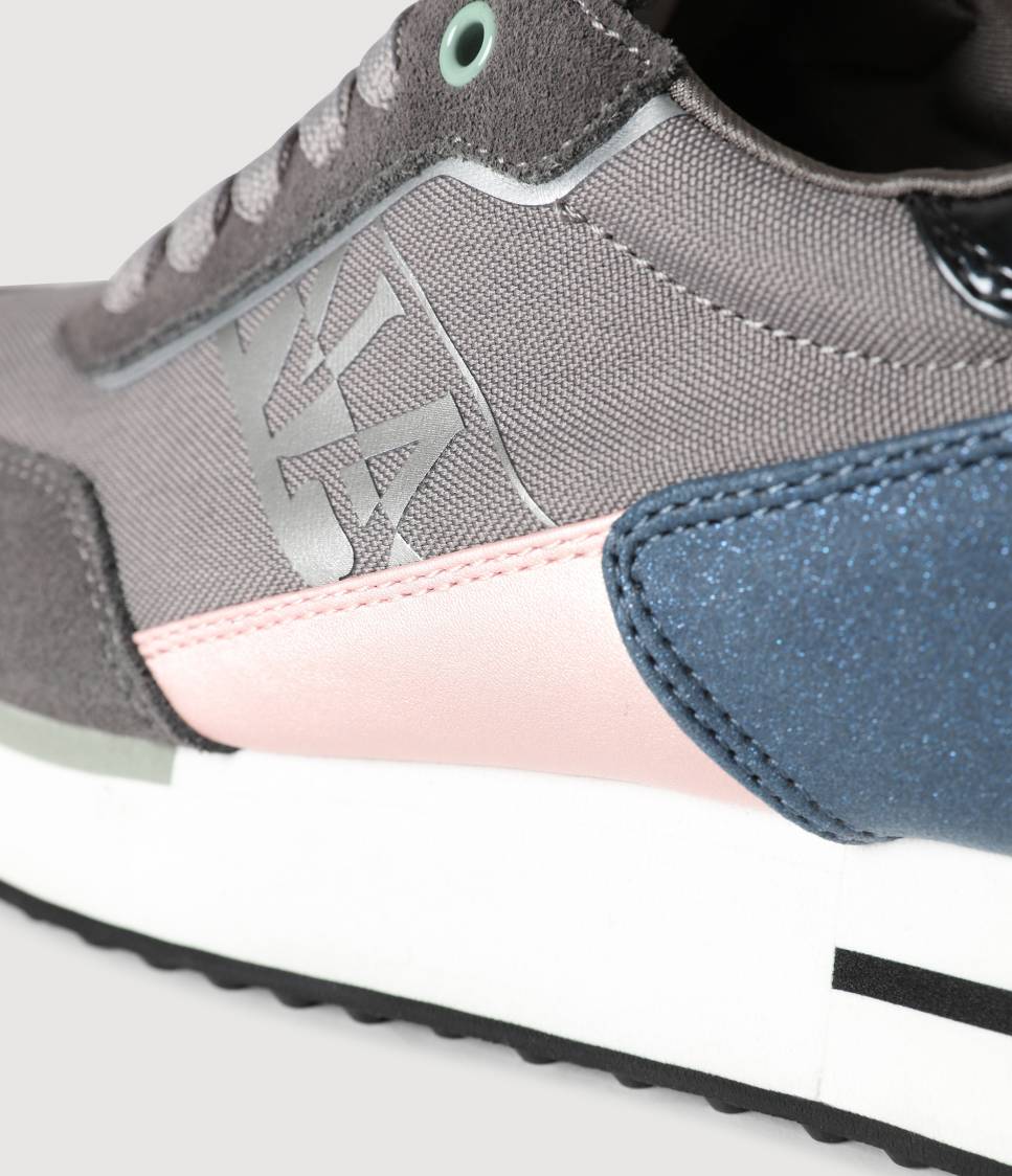 F1HAZEL01/COS GREY HARBOR