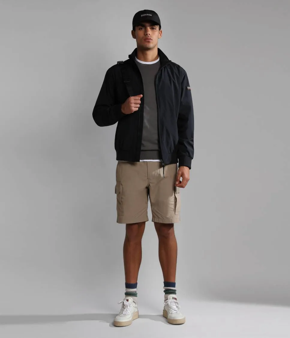 A-MONTAVIC BLACK 041