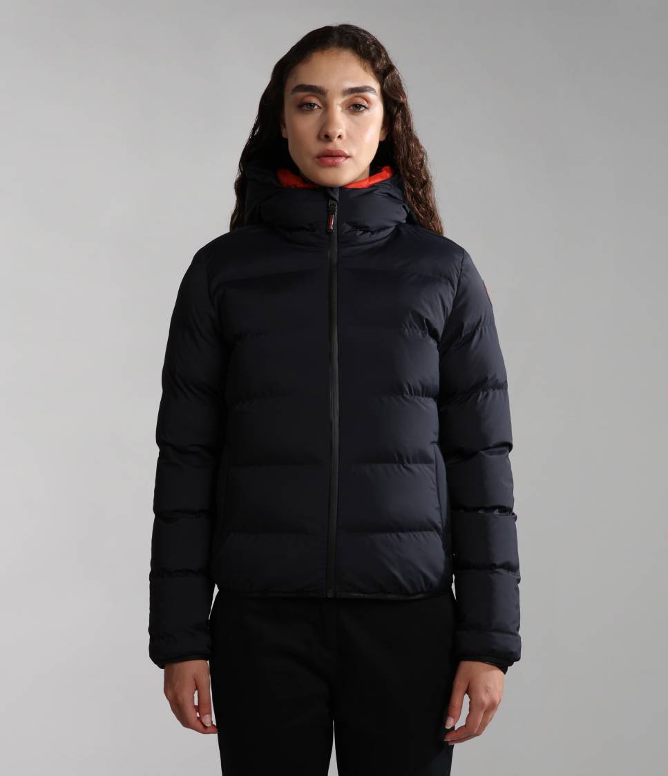 NEWTON W BLACK 041