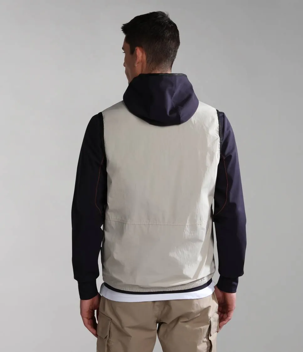 A-RIONAPO VEST BEIGE SILVR N90