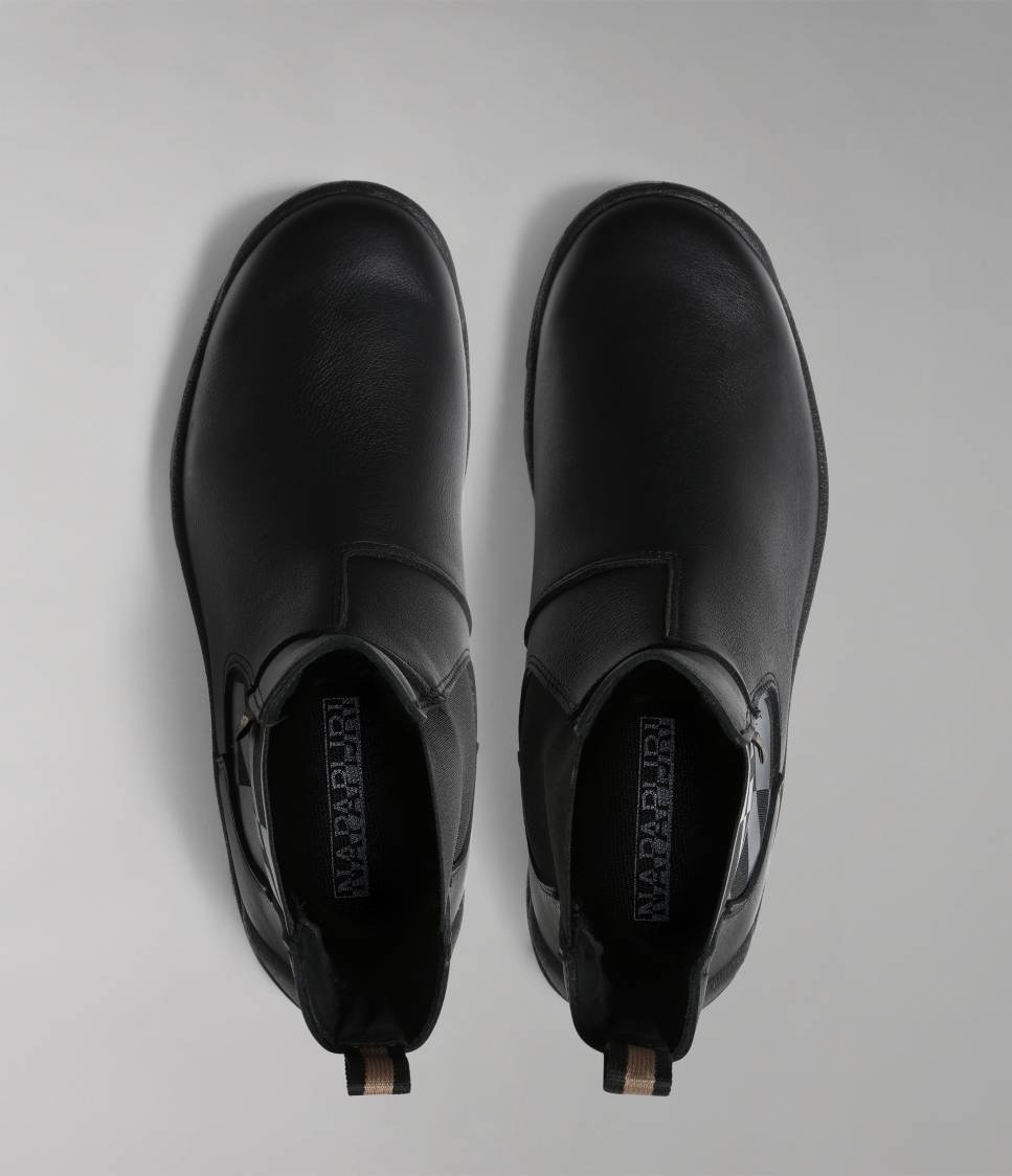 F2PEAK02/LEA BLACK 041