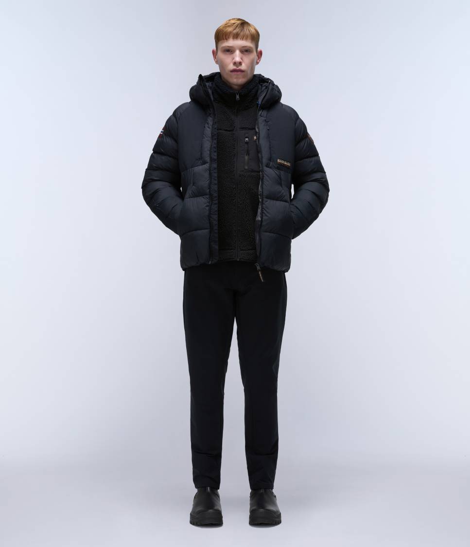 YUPIK V BLACK 041