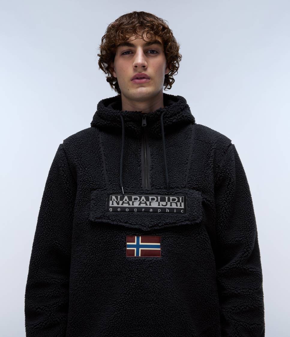 T-BURGEE CURLY BLACK 041