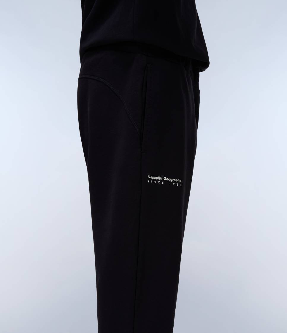 M-BADGE CARGO SUM BLACK 041 